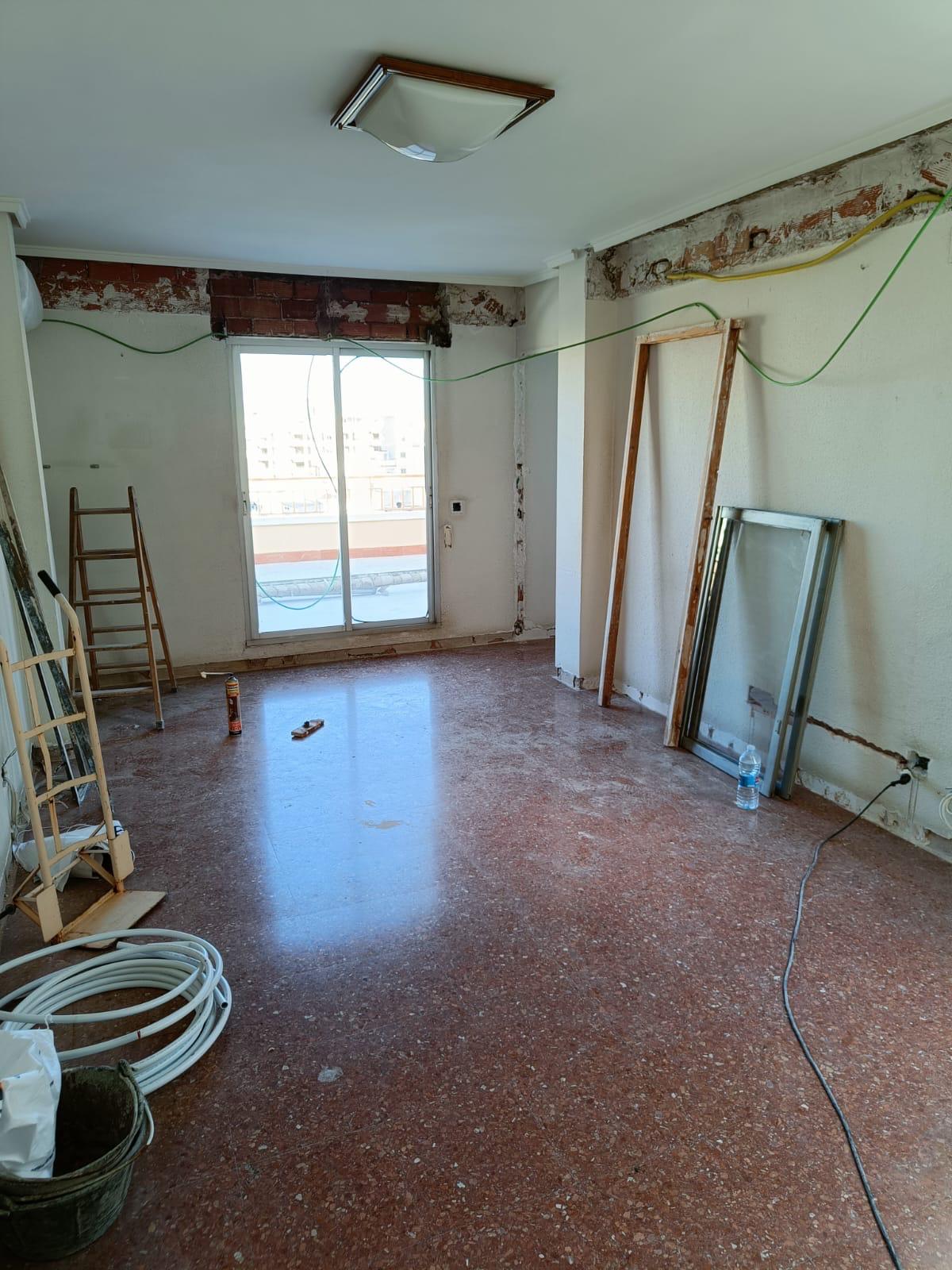 Reforma de salón-comedor en ático — antes de la reforma